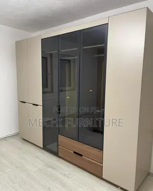 Executive Woodrow Cabinets