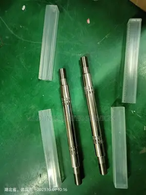 Wilden Pump Center Block and Shaft
