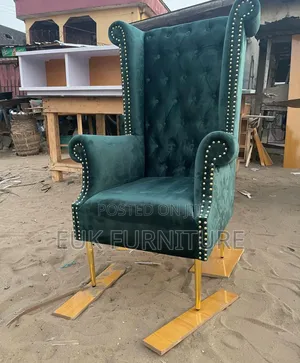Accent Chairs