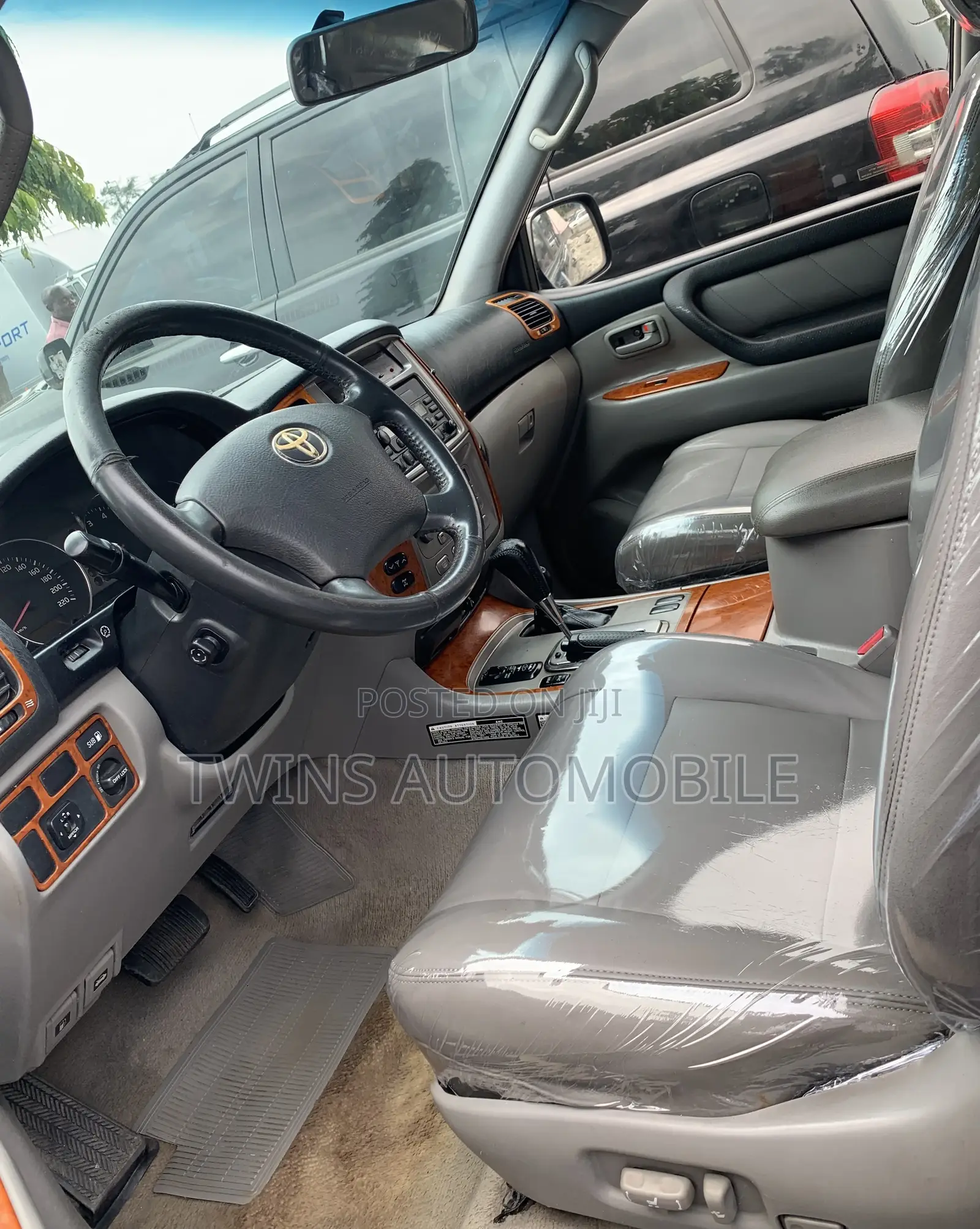 Toyota Land Cruiser 2008 Black