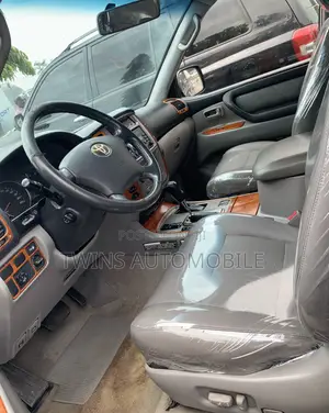 Toyota Land Cruiser 2008 Black
