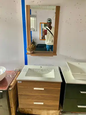 Suspended Cabinet With Mirror 60cm