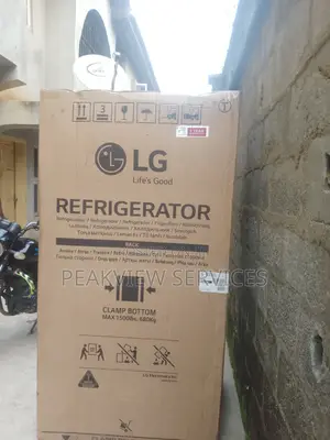 The Good Side by Side LG Refrigerator [257-Jlyl-B]