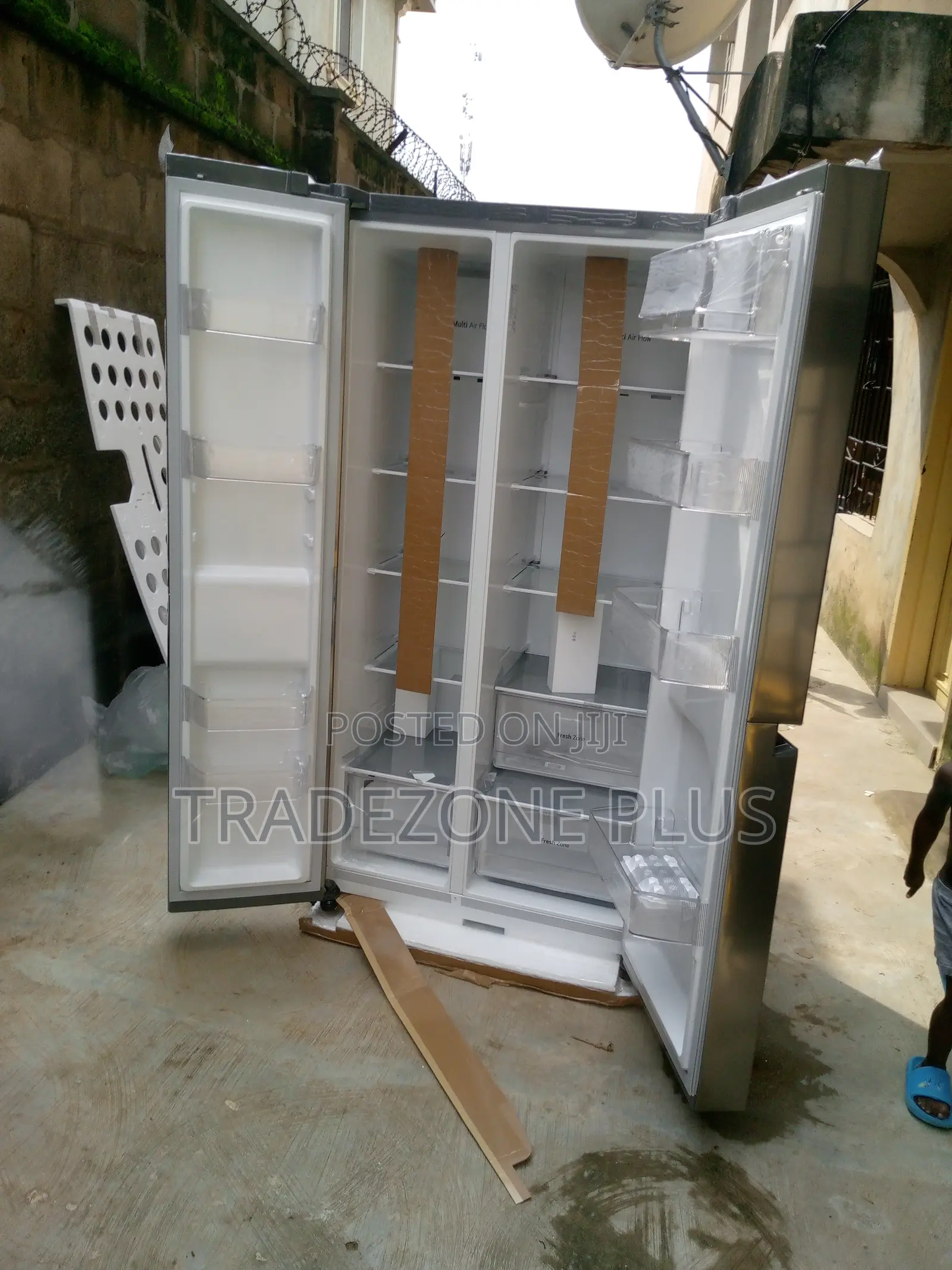 Quality LG Refrigerator