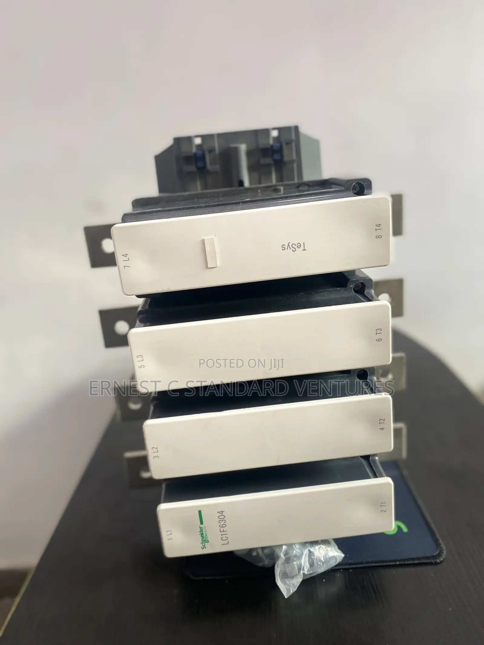 Schneider Contactor 1000A 4p