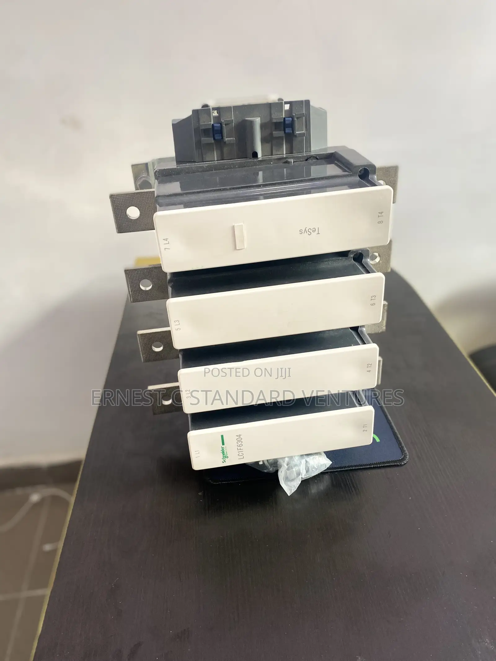 Schneider Contactor 1000A 4p