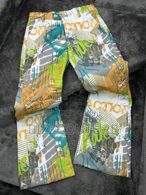 Original Luxury Vintage Baggy Jeans Available in Store
