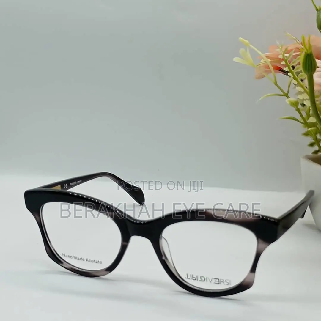 Optical Glasses and Frames