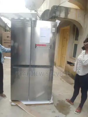 Very Affordable Side by Side LG Refrigerator [257-Jlyl-B]