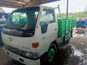Toyota Dyna Pickup With Six Tyres Fuel Engine in Apapa - Trucks ...