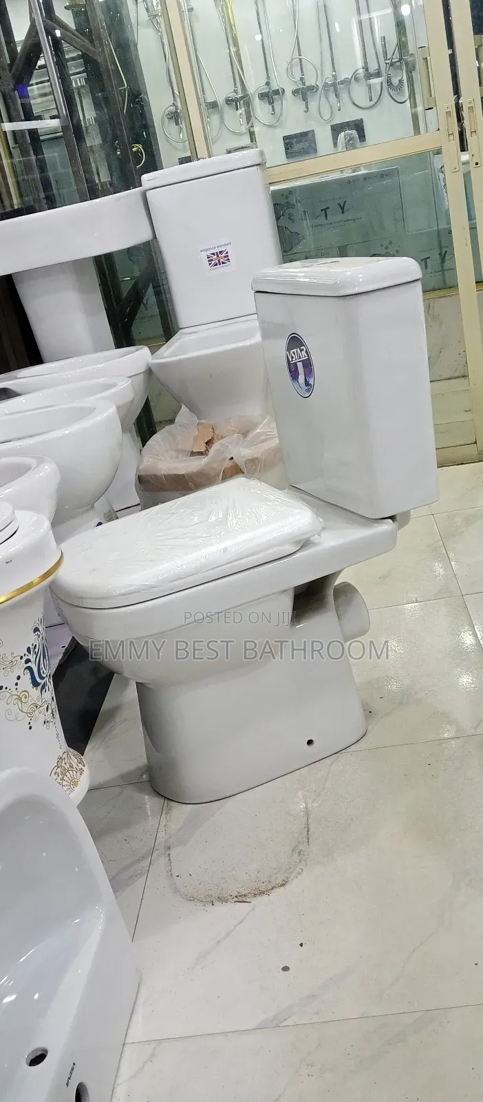 Executive Square Shape WC Set With the Wash Hand Basin