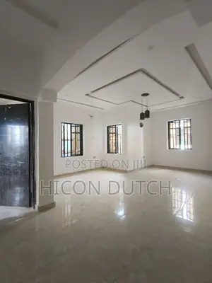 2bdrm Block of Flats in Before Paradise, Life Camp for rent
