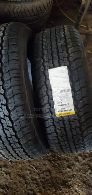 285/65/17 Dunlop Tyre