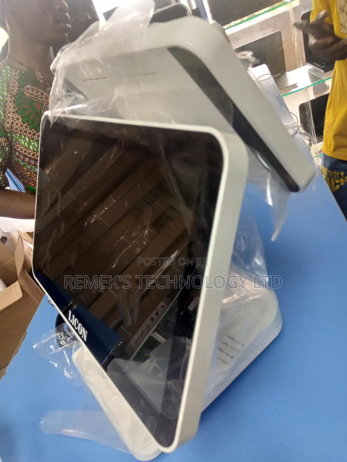 New Desktop Computer 4GB Intel Core I3 SSD 128GB