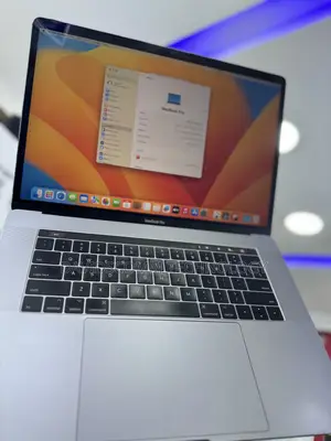 Laptop Apple MacBook Pro 2017 16GB Intel Core I7 SSD 1T