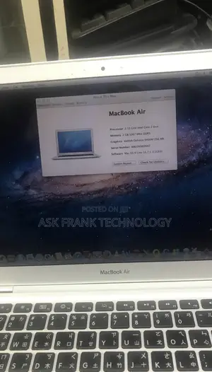 Laptop Apple MacBook Air 2GB Intel Core 2 Quad SSD 128GB