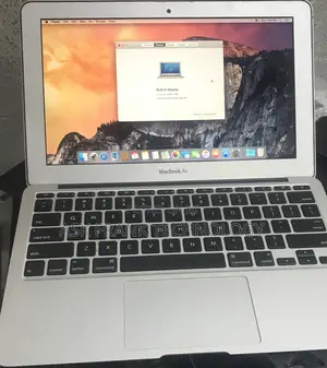 Laptop Apple MacBook Air 4GB Intel Core I5 SSD 128GB