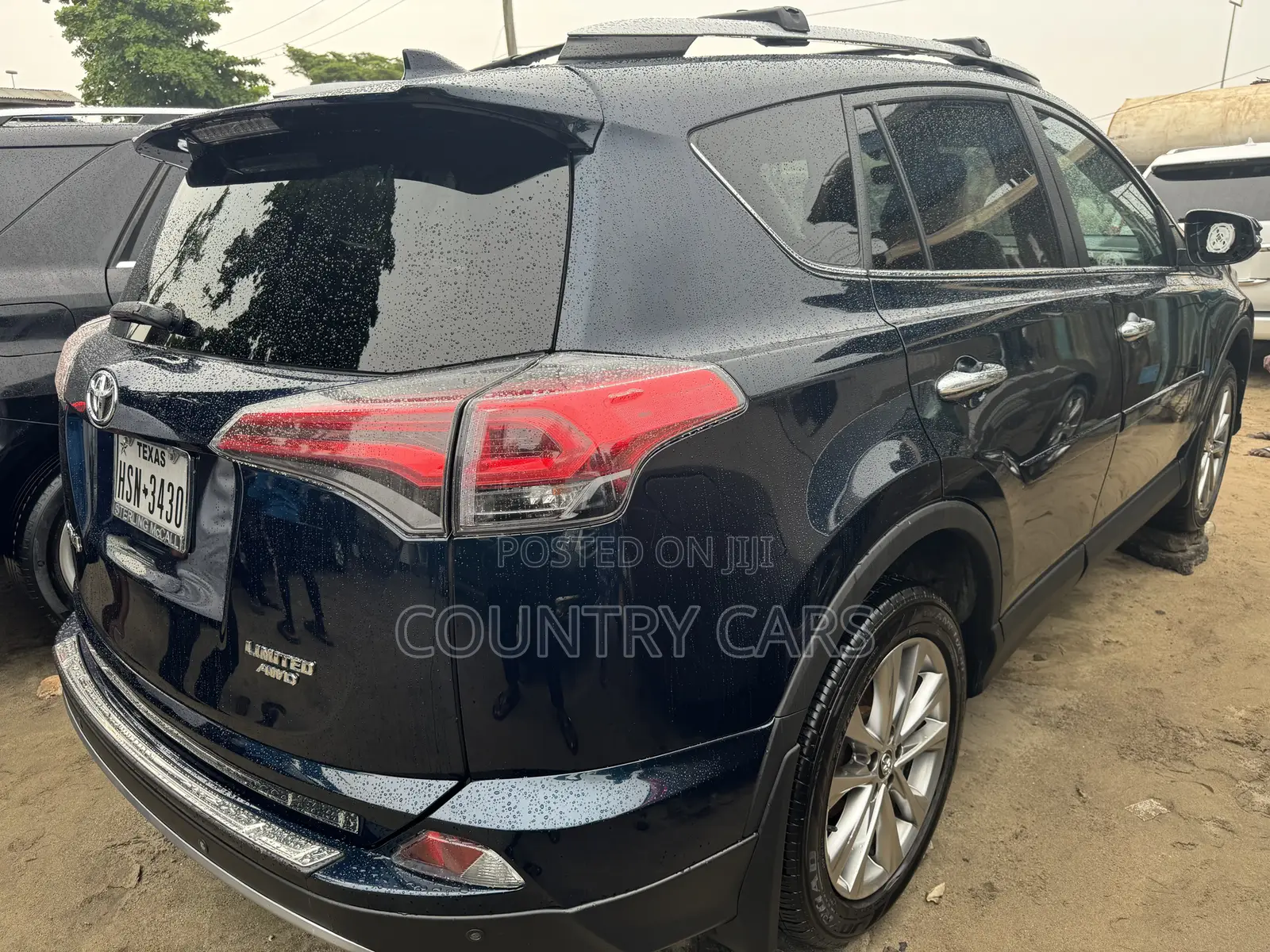 Toyota RAV4 2018 Blue
