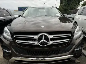 Mercedes-Benz GLE-Class GLE 350d 4MATIC 2017 Brown