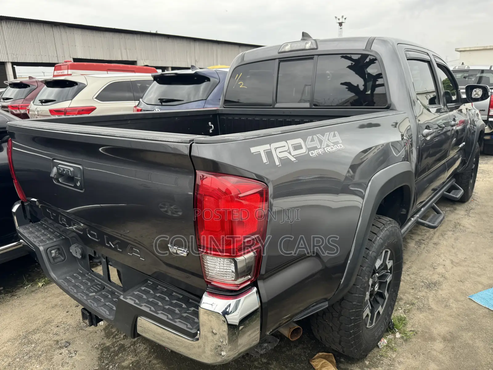 Toyota Tacoma 4dr Double Cab 2016