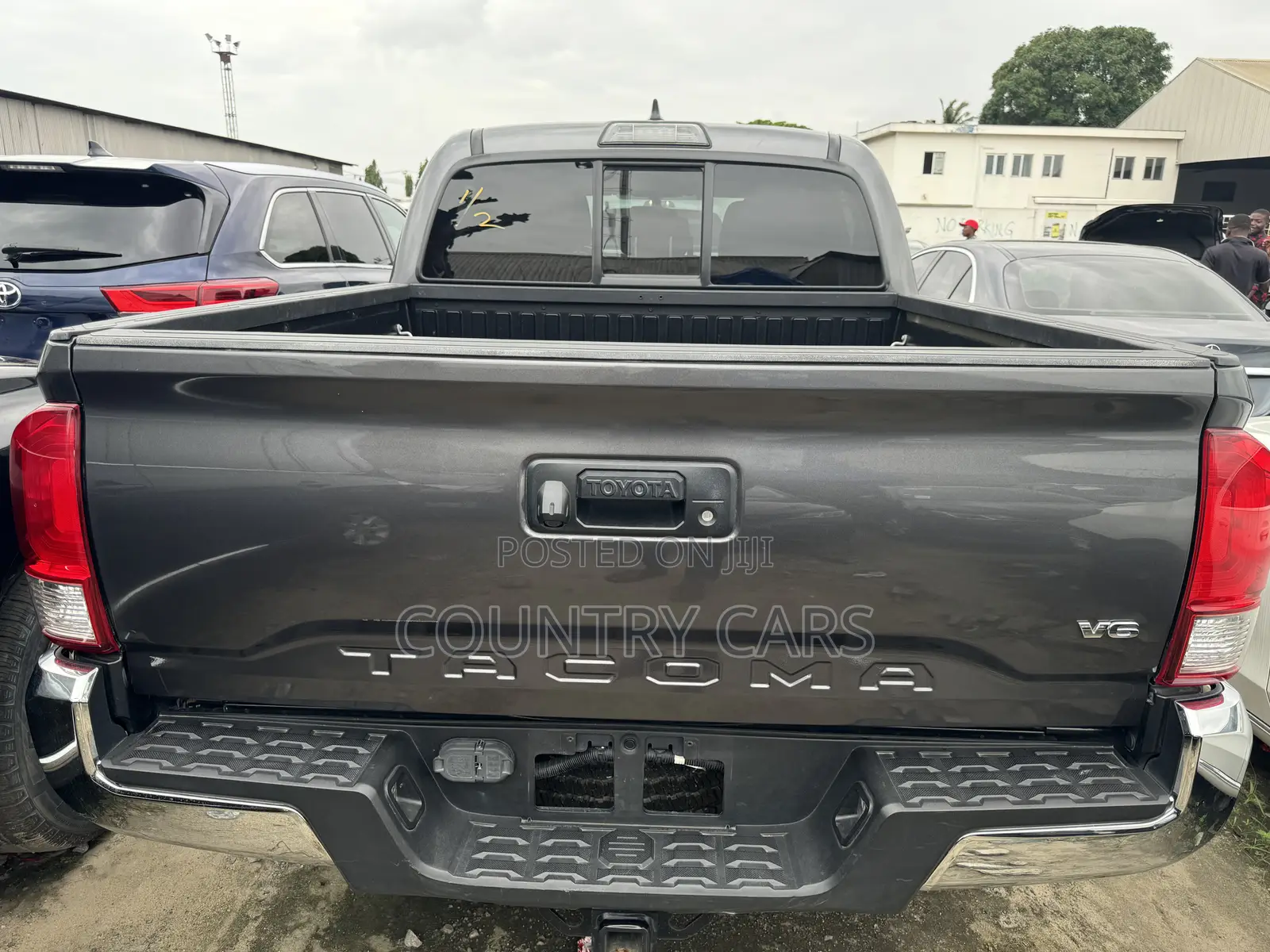 Toyota Tacoma 4dr Double Cab 2016