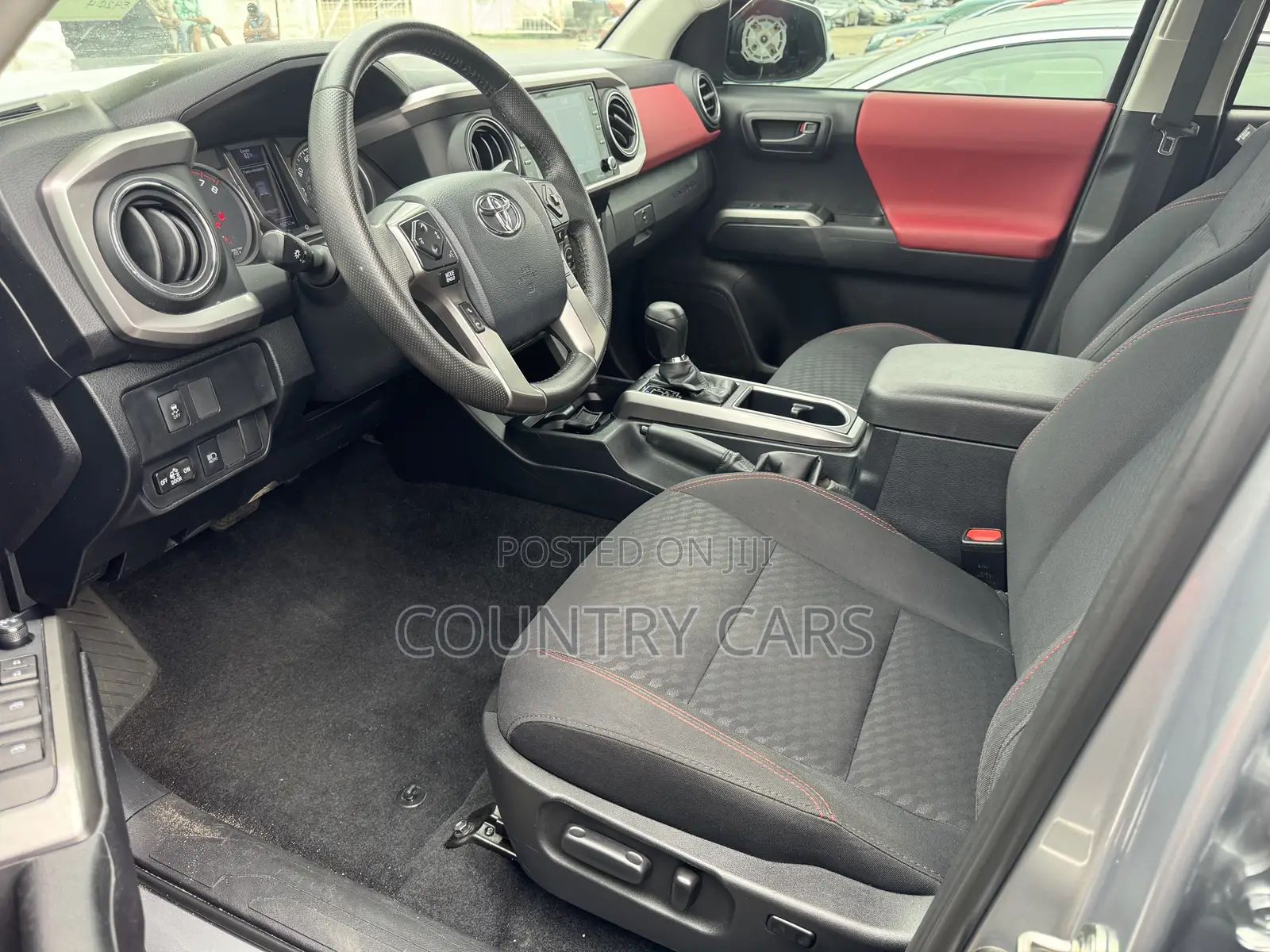 Toyota Tacoma 2020 Silver