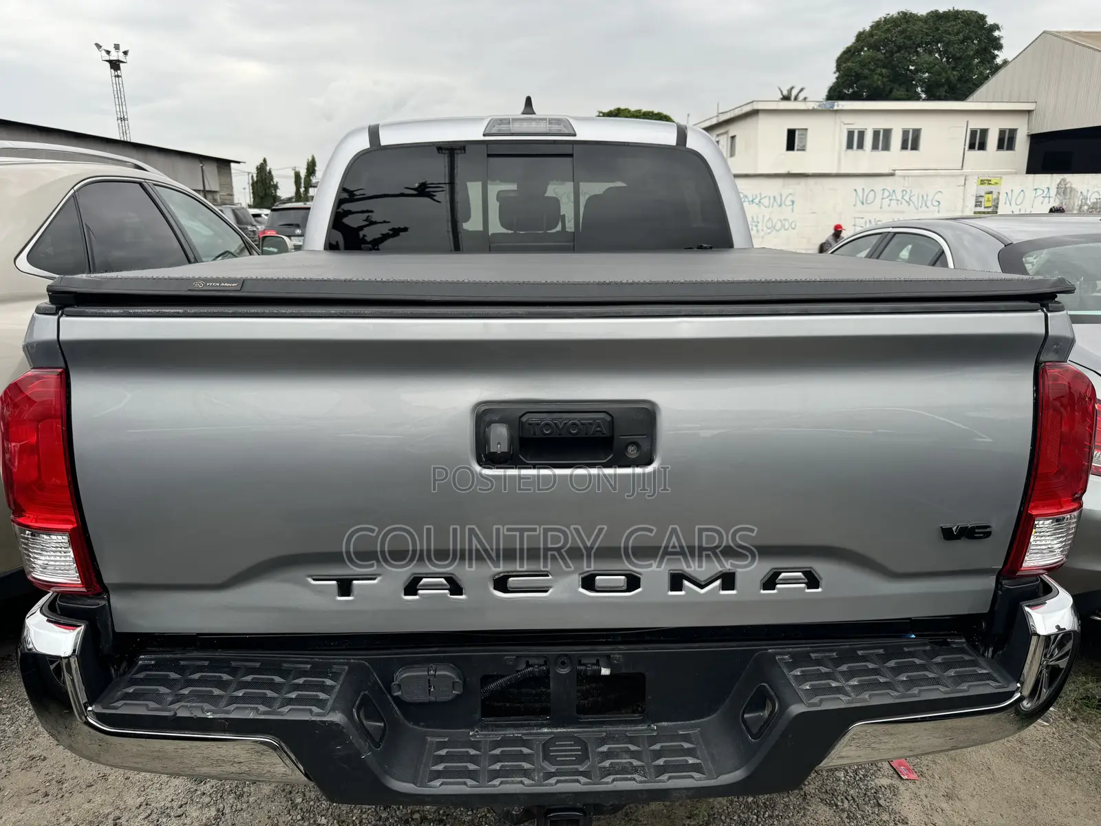 Toyota Tacoma 2020 Silver