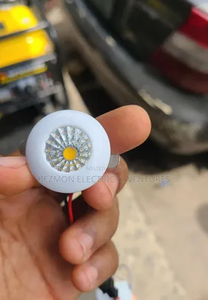 Unique Pop Spot Light Available For Sale