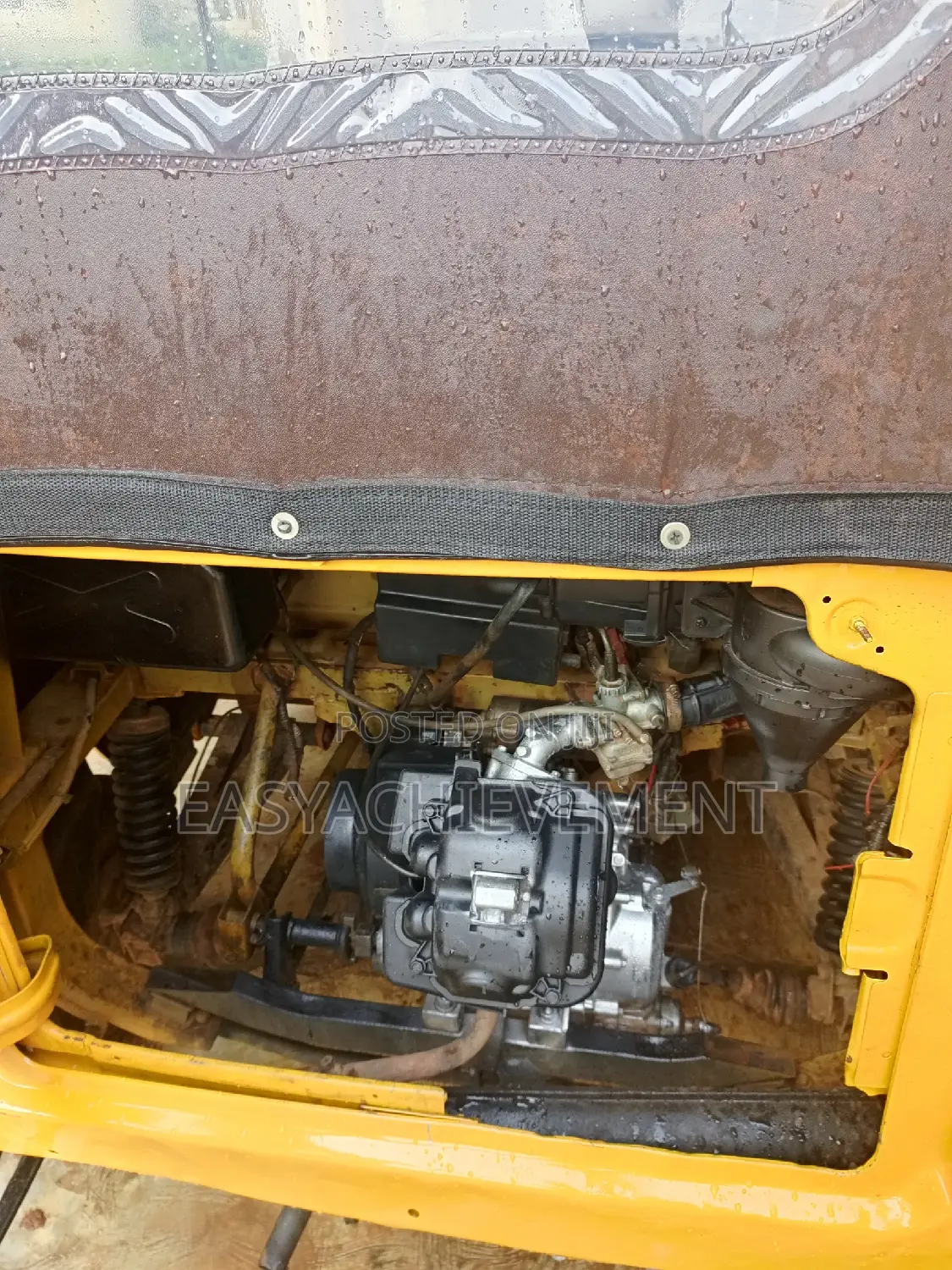 TVS King Cargo 2020 Yellow