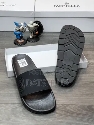Photo - Moncler Quality Slide