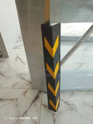 Wall Guard With Double D Strip