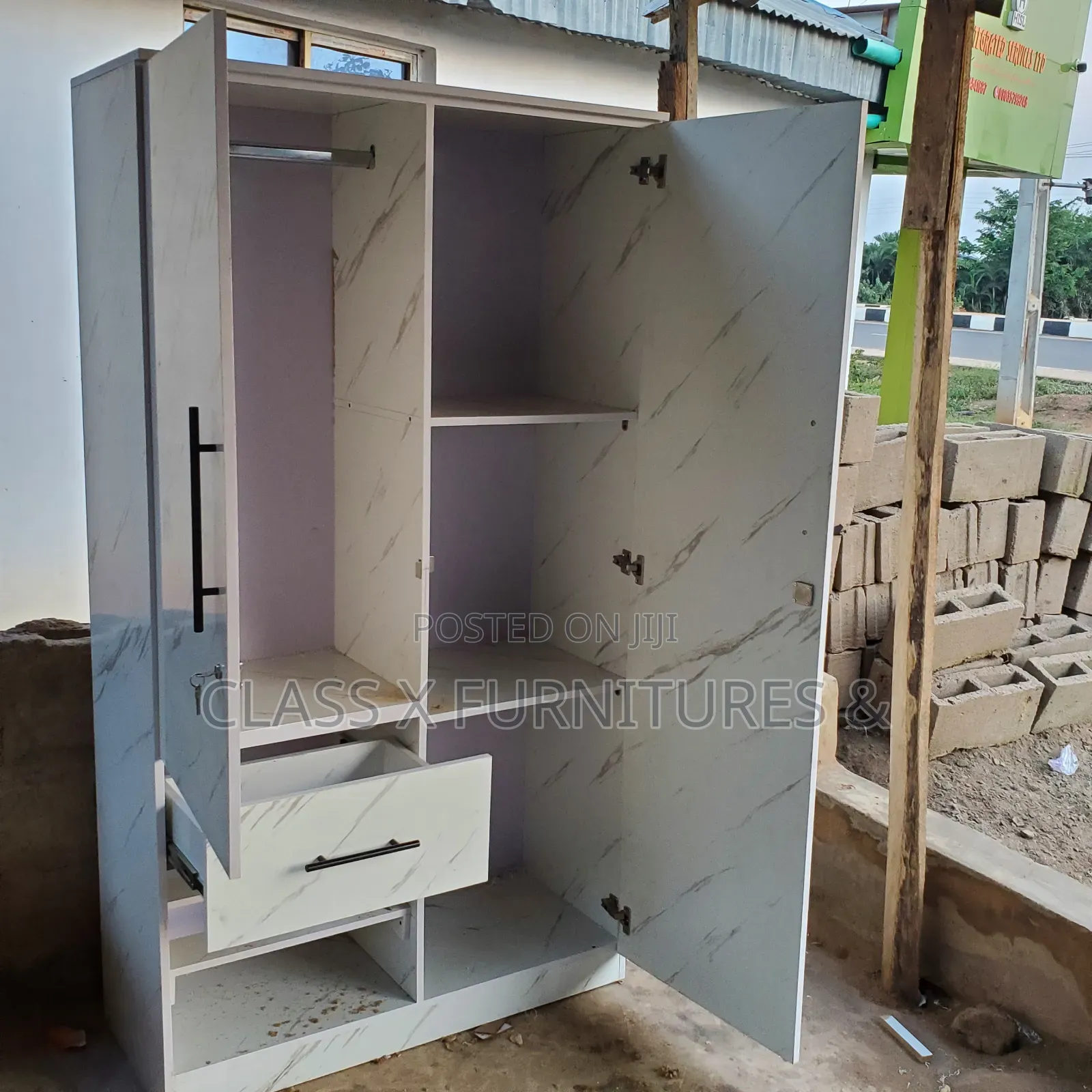Pay on Delivery Mini 2 Face Wardrobe