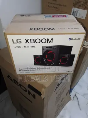 LG 40W Xboom Wireless Bass Blast Aux USB