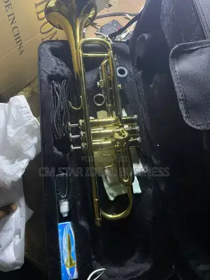 Yamaha Gold Trumpet