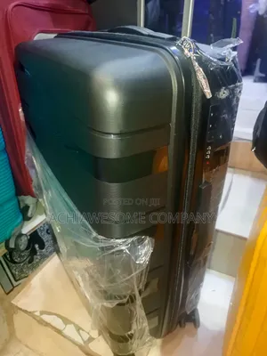 Unbreakable Rubber Box 24"