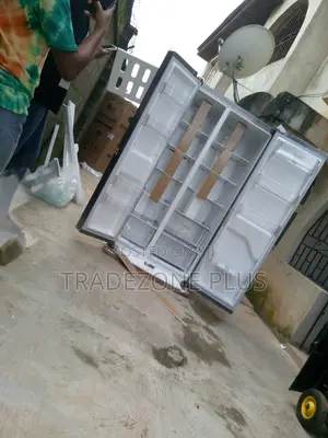 Classic LG Double Door 649ltrs Refrigerator