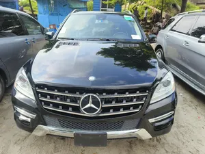 Mercedes-Benz M Class 2015 Black