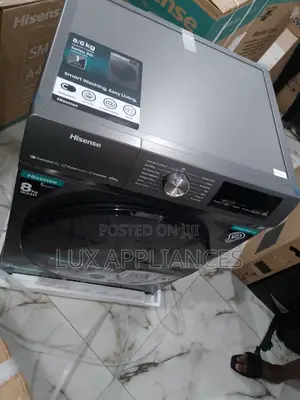Brand New 8kg Wash and Dry Machine