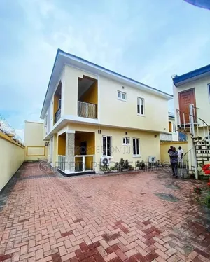 Furnished 4bdrm Duplex in Rumuibekwe Estate, Port-Harcourt for sale
