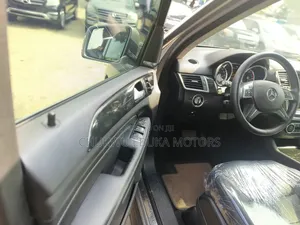 Mercedes-Benz M Class 2015 Gray