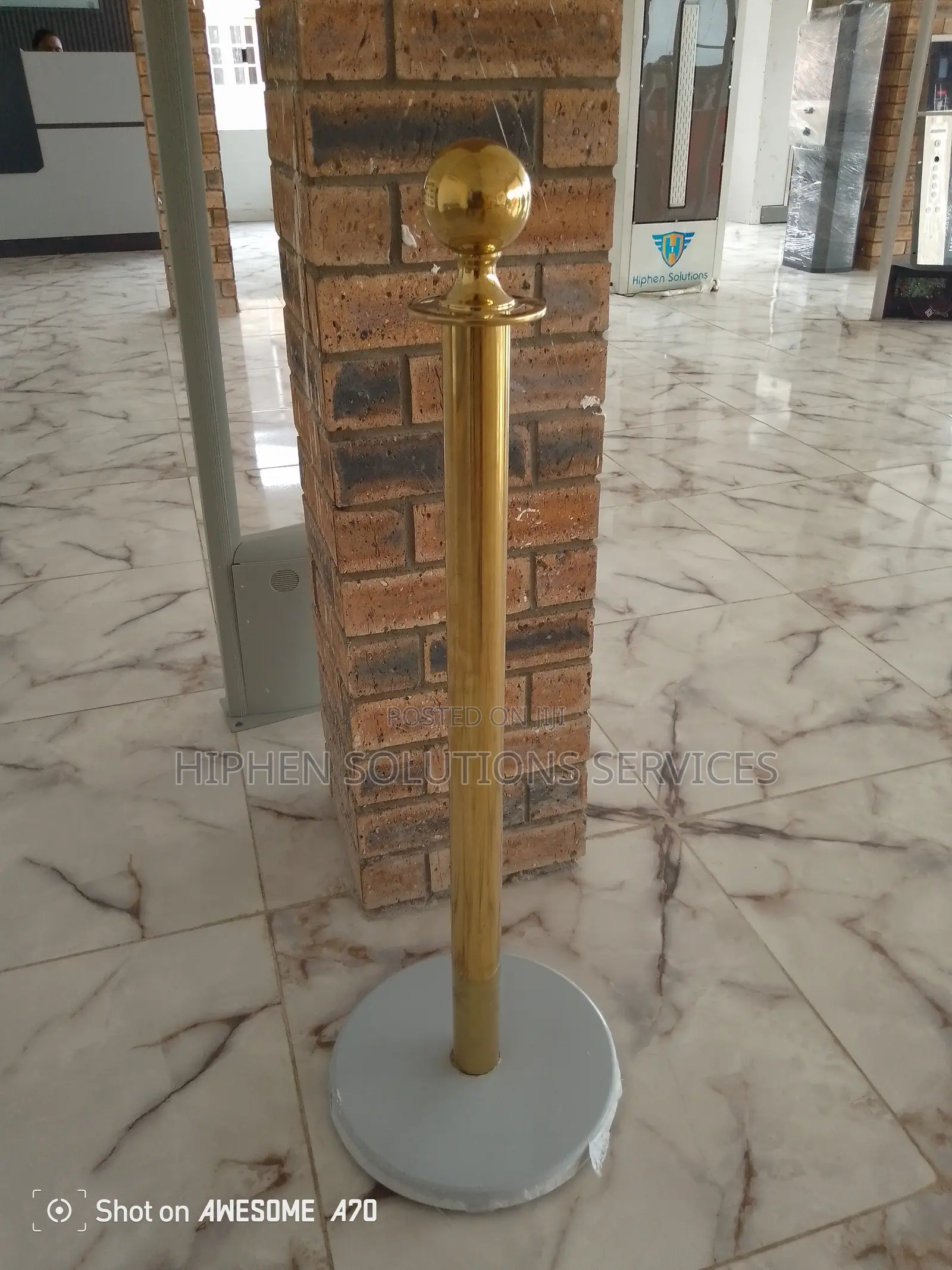 Polished Stainless Post