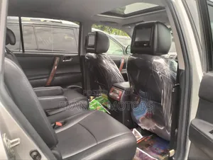 Toyota Highlander 2013 Silver