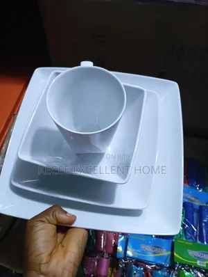 Dinner Set Breakable (16 Pieces)