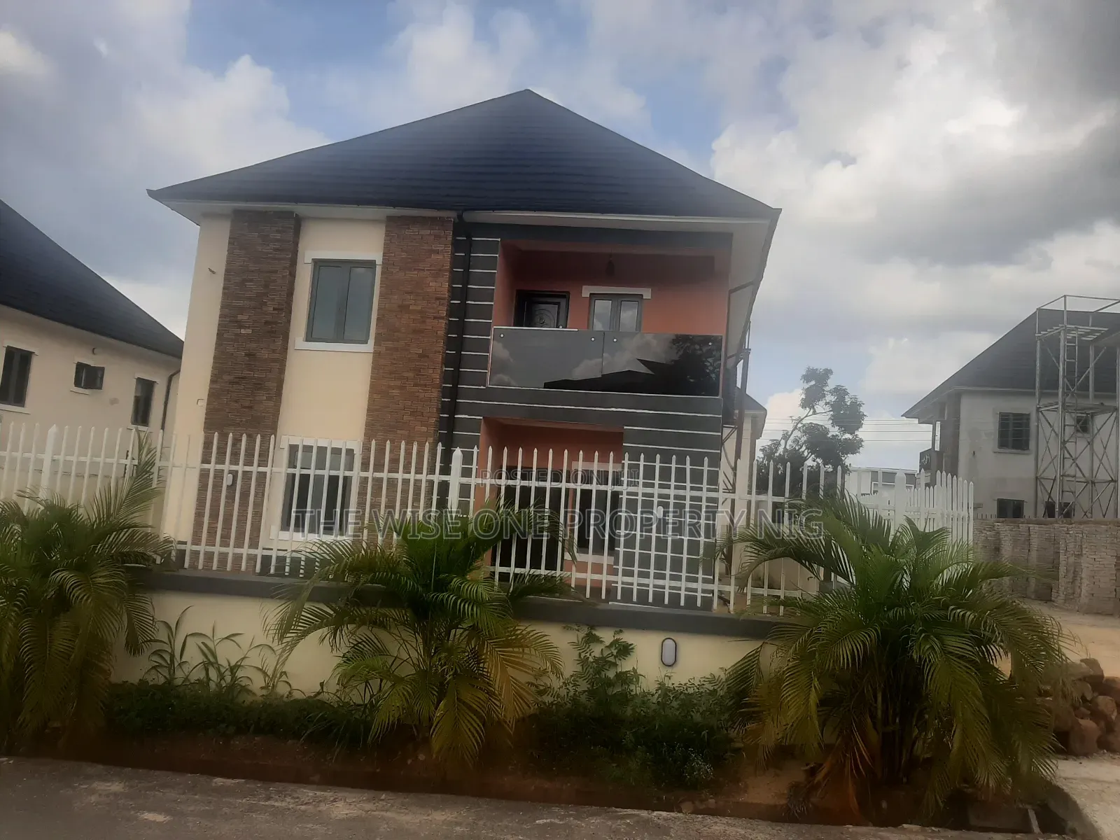 Furnished 5bdrm Duplex in Elashammah Estate, Enugu for sale
