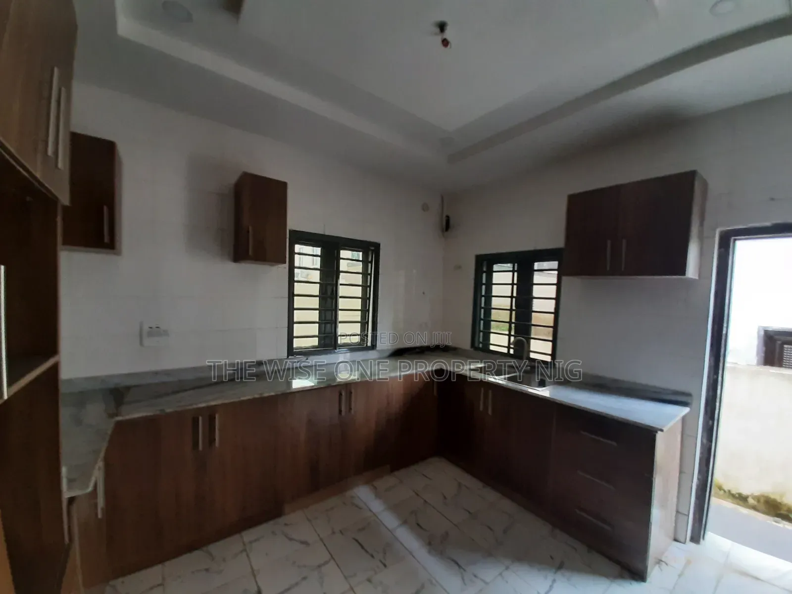 Furnished 5bdrm Duplex in Elashammah Estate, Enugu for sale