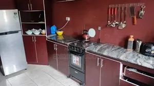 5bdrm Bungalow in Idoro Road / Ekit for sale