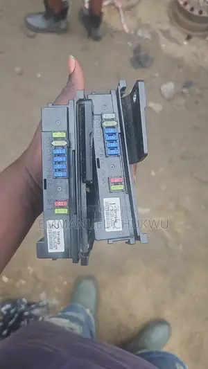 Venza Headlights Module