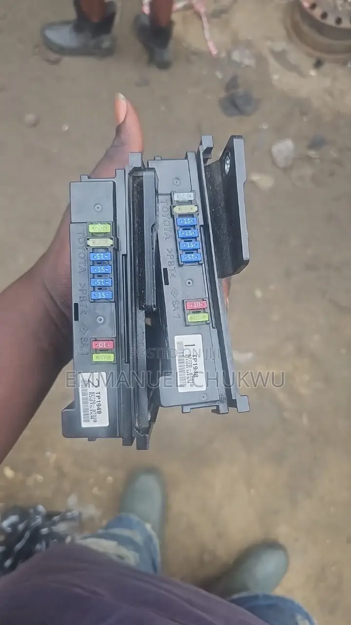 Venza Headlights Module