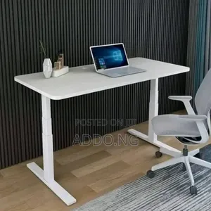 Home and Office Electric Adjustable Desk 1.4 Meter