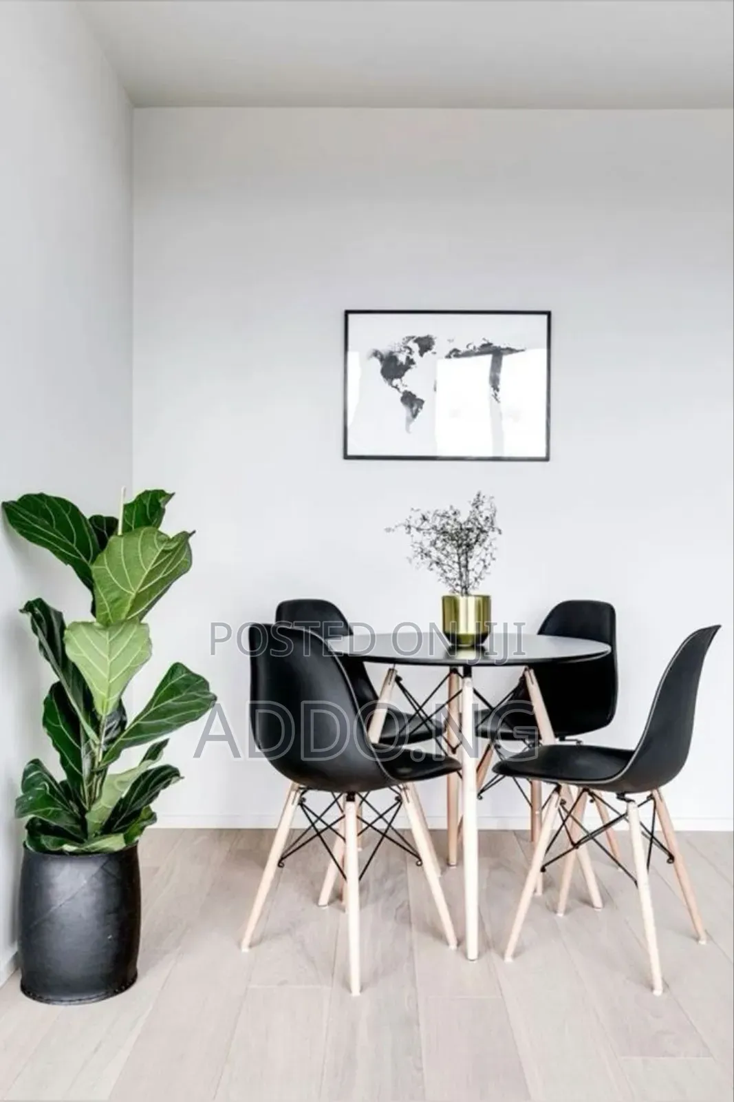 Dinning Table With Four Chairs